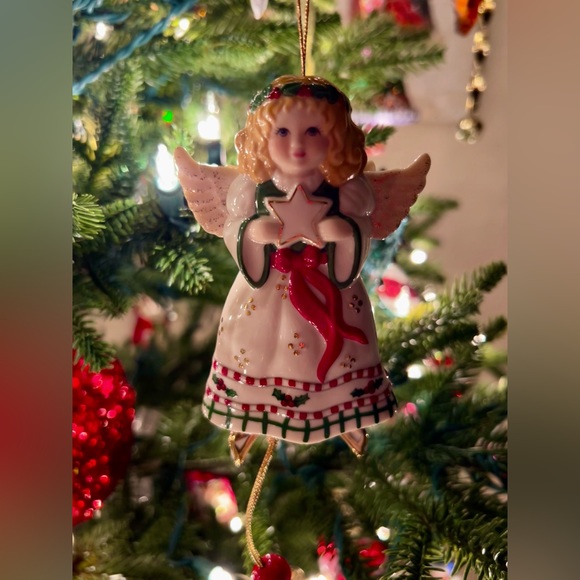 Vintage 2003 LENOX PORCELAIN MOVERS & SHAKERS ANGEL CHRISTMAS
ORNAMENT PULL TOY - Picture 2 of 7